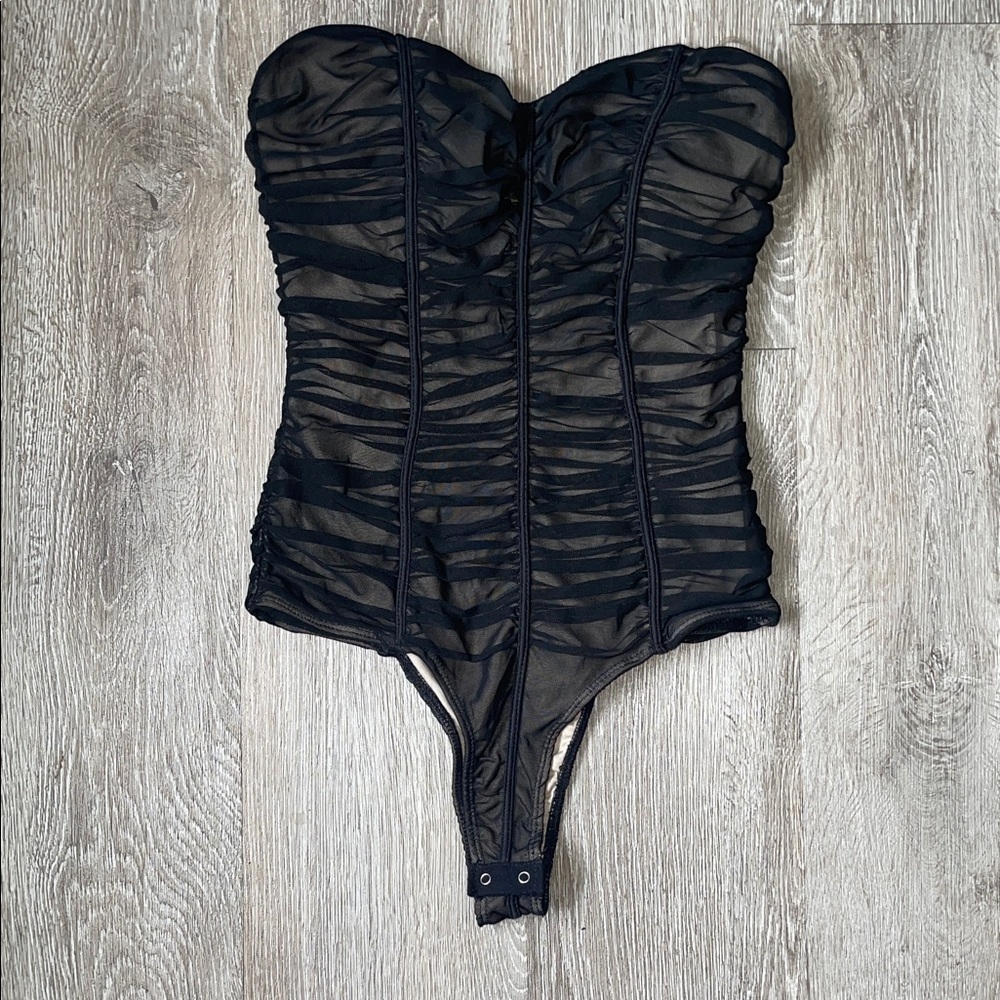 Windsor Black Ruched Bodysuit size medium thong strapless top